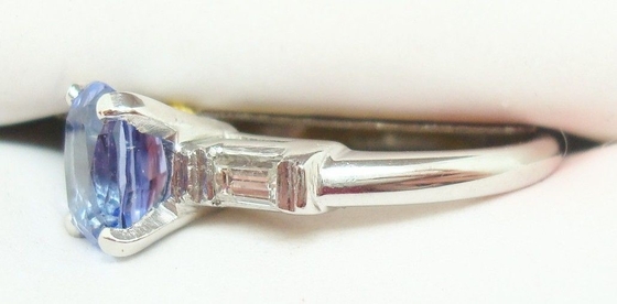 14 Ayar Beyaz Altın Oval Pırlantalı Hakiki Doğal Tanzanite Yüzük