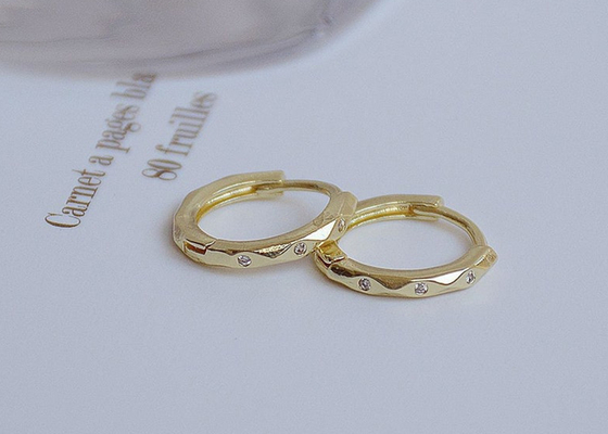 OEM küçük altın halka küpeler, Geometrik Huggie Küpeler 10mm Çap