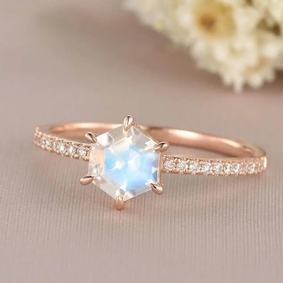 Rose Gold Altıgen Şekilli Düğün Takısı Aytaşı Nişan Yüzüğü