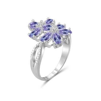 1 Karat Tanzanite Ve Vurgulu Beyaz Pırlanta Gümüş Nişan Yüzüğü
