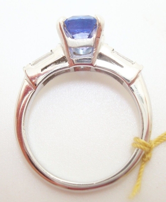 14 Ayar Beyaz Altın Oval Pırlantalı Hakiki Doğal Tanzanite Yüzük