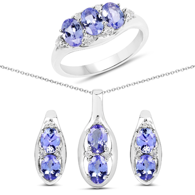 3.12 Karat Hakiki Tanzanit Ve Beyaz Topaz 3 Parça Kolye 925 Ayar Gümüş