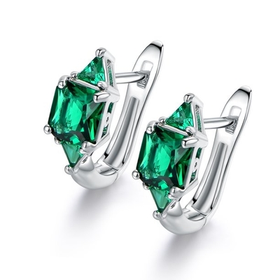 Şık Gümüş 925 Ayar Gümüş Kalp Kolye Kolye Simüle Zümrüt Birthstone Kolye