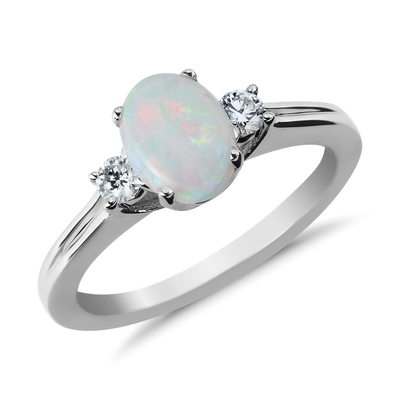 10 Ayar Beyaz Altın Oval Opal ve Pırlanta Vurgulu Eski Tip Yüzük