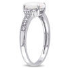 Oval Opal ve 1/15 CT. TW Pırlanta Baypas Bölünmüş Şaft Yüzük Som Gümüş