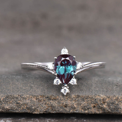Sentetik Alexandrite Taş Takı, 925 Ayar Gümüş Lab Oluşturulan Alexandrite Yüzükler