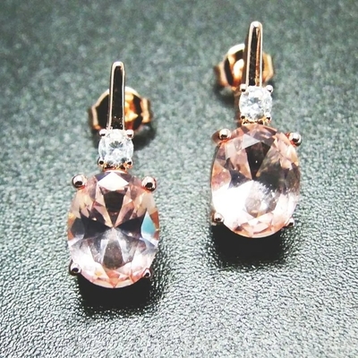 Bayan Küpe Küpe 14K Altın Kaplama Oval Kesim Topaz CZ Bayanlar Doğal Taş Saplama Küpe