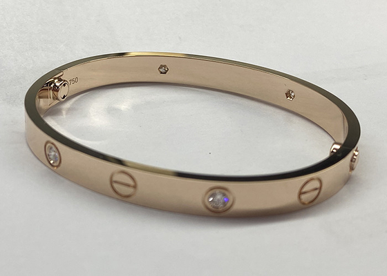 6.1mm Genişlik 18K Som Altın Mücevher Bileklik 0.42karat 4 Pırlantalı