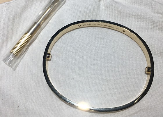 6.1mm Genişlik 18K Som Altın Mücevher Bileklik 0.42karat 4 Pırlantalı