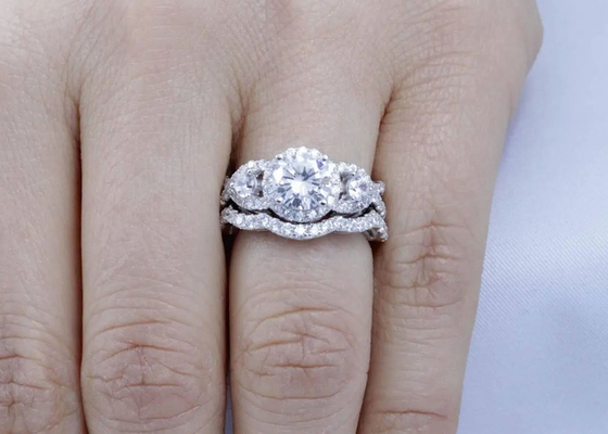 OEM ODM Doğal Pırlanta Alyans, Halo Tarzı Söz Yüzükleri 6.5mm Boyut