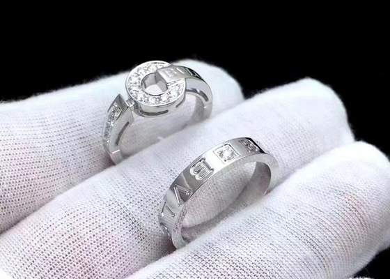 Prong Ayarı 18K Som Altın Mücevher Yüzük 0.48ct Promise 4mm-6mm genişlik için