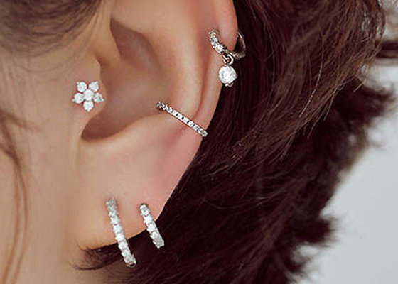 0.1ct Pırlanta Tragus Piercing Yüzük, Beyaz Altın Burun Halkası İç Çap 8-15mm