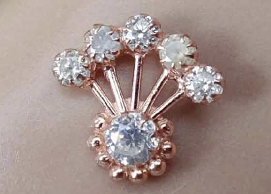 Günlük Giyim OEM ODM için Pırlantalı 18K Rose Gold Burun Yüzük 0.05ct