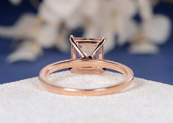 Morganite Gerçek Pırlanta Yüzük Prenses Kesim 6×6mm Ebat