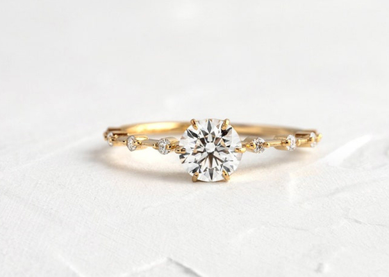 1.0ct Mozanit Pırlanta Yüzük, Yuvarlak Kesim Alyans 6.5MM ODM