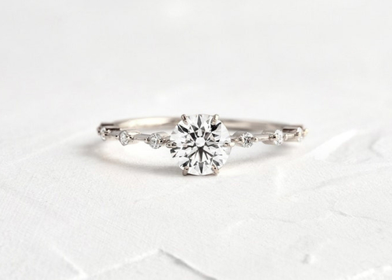 1.0ct Mozanit Pırlanta Yüzük, Yuvarlak Kesim Alyans 6.5MM ODM