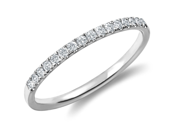 0.16 Karat Mozanit ile Dainty 1.3mm 9k Gümüş Yüzük 925 Gümüş Malzeme