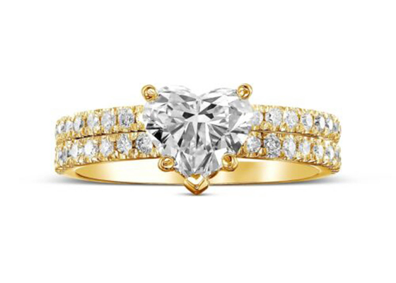 ODM 18 Ayar Rose Gold Pırlanta Yüzük Kalp Kesim, Uyumlu Bantlı 2.75CT