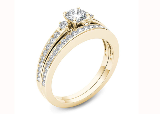0.48CT Mozanit Pırlanta Nişan Alyans 18K Altın Malzeme