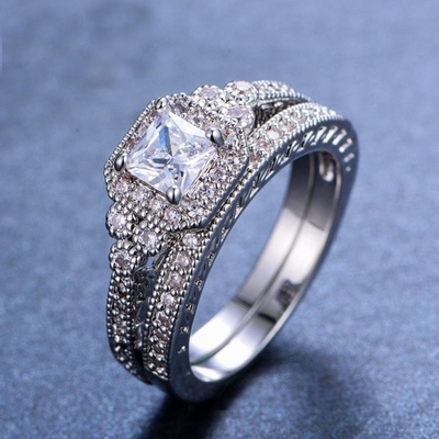 0.62ct 2 Karat Prenses Kesim Pırlanta Yüzük, 62 ADET Mozanit Alyans